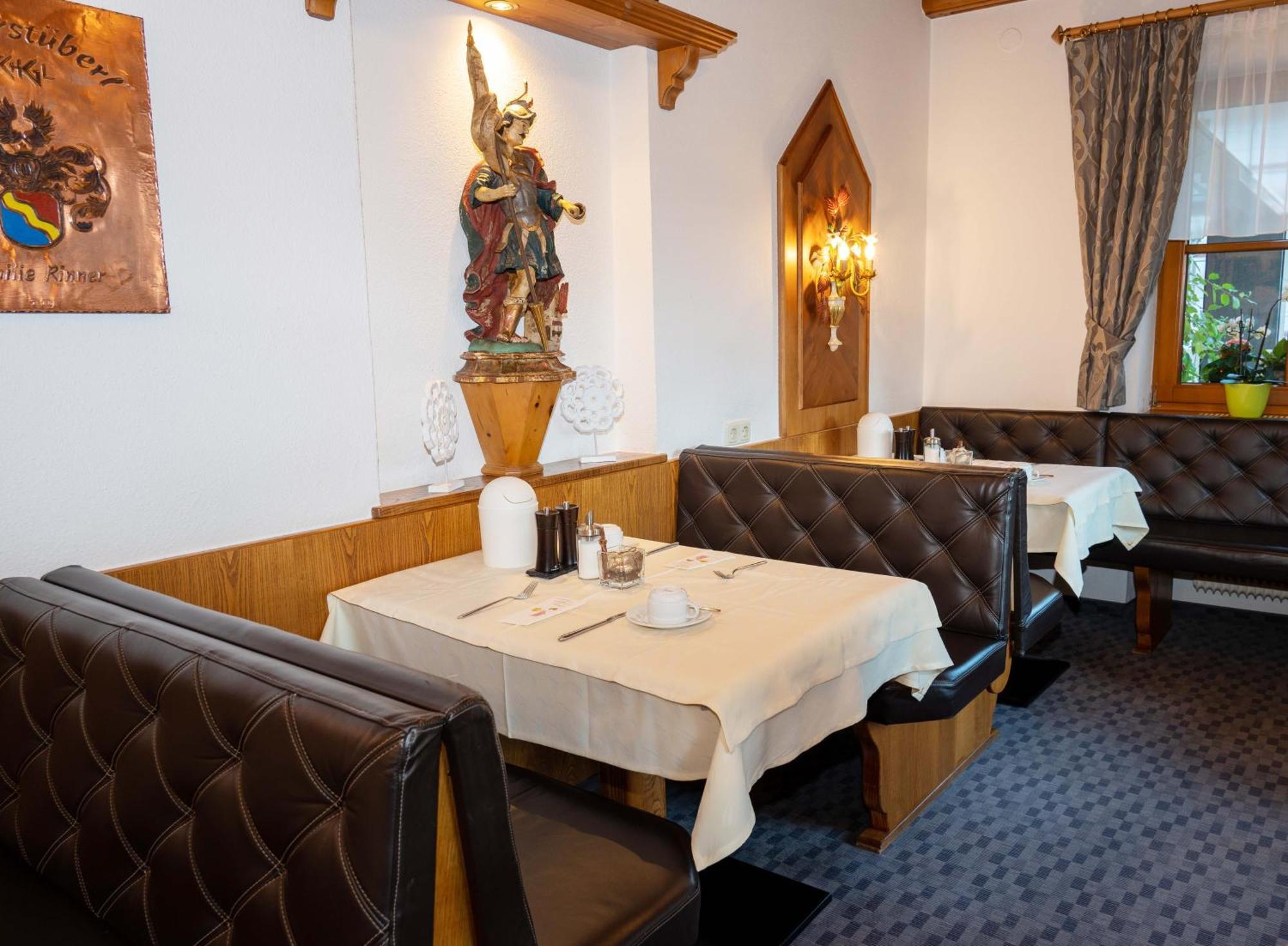 Eggerstueberl Hotel Ischgl Exterior photo